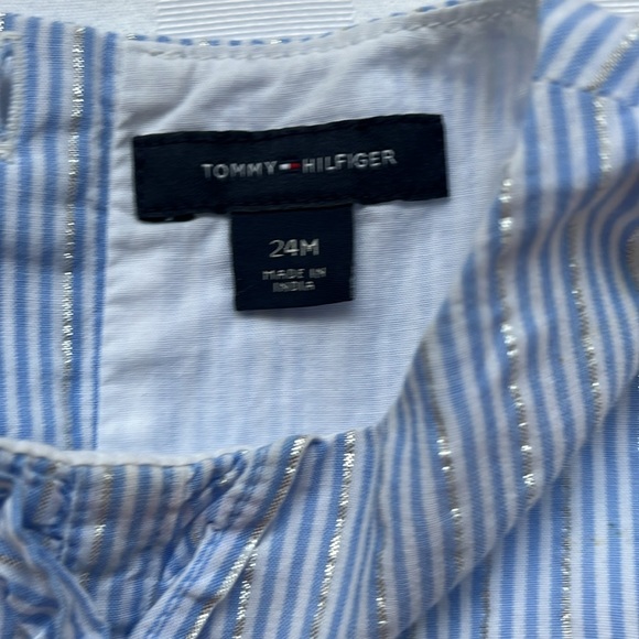 Tommy Hilfiger Ruffle Dress 24M - Picture 4 of 6